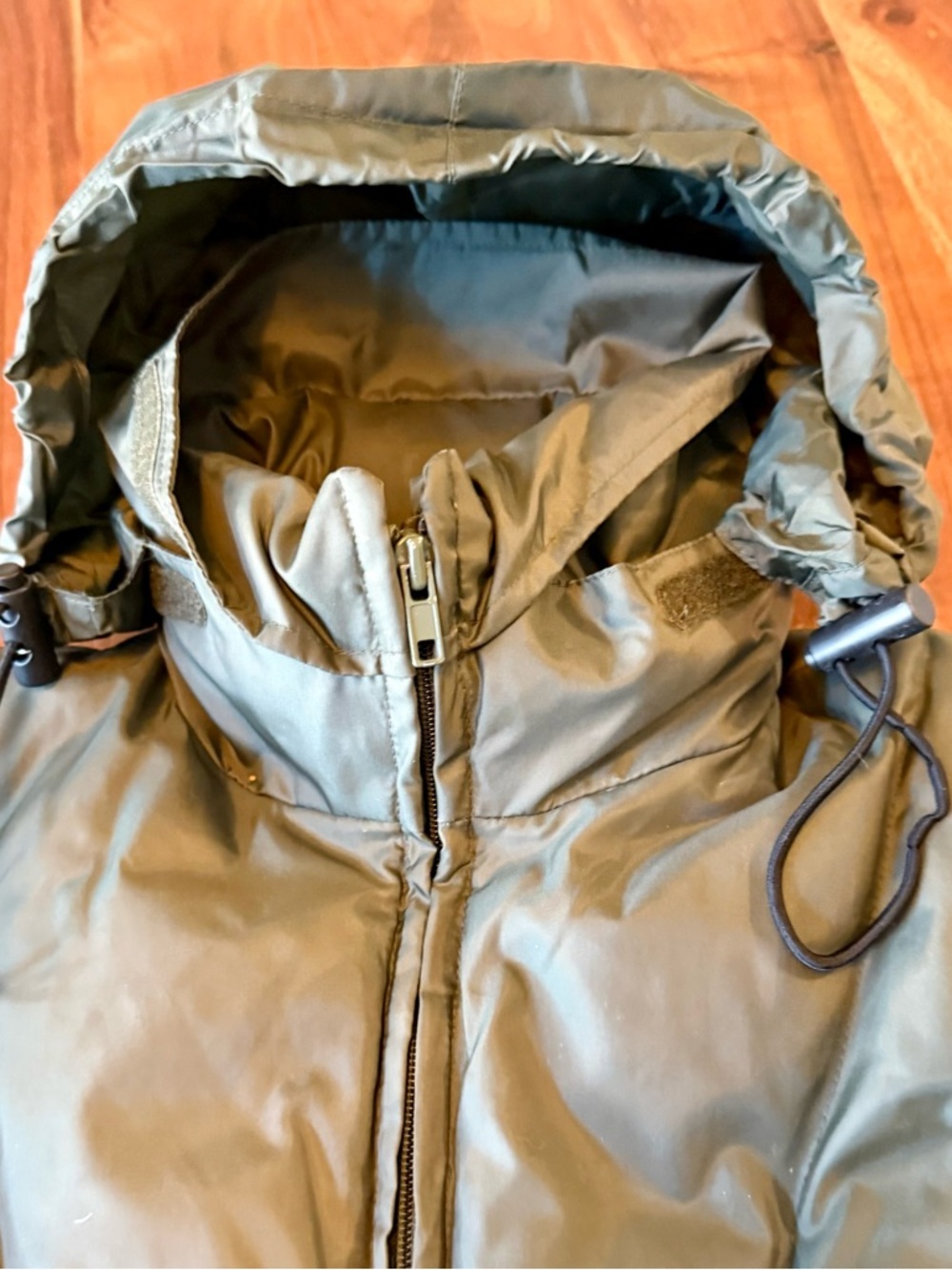 DKNY Duck Down Puffer Jacket Olive Green Stand Collar Full Zip Size M
Coat - Picture 4 of 8